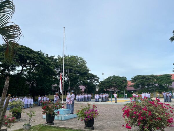 Pelaksanaan Upacara Bendera SMAN 12 Banda Aceh Berjalan Lancar